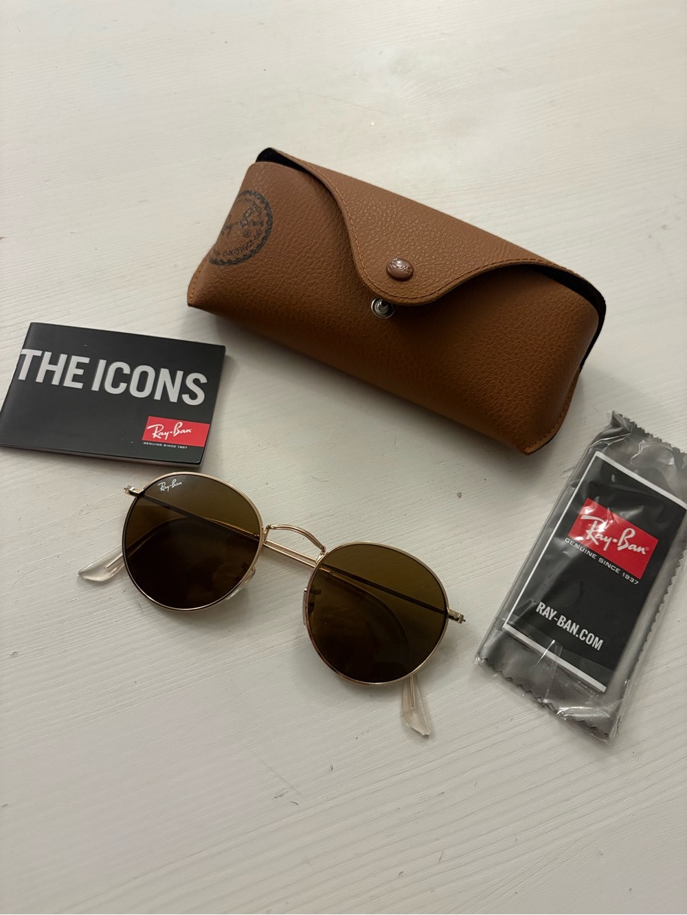 NEW Ray-Ban Gold Frame Sunglasses with Brown Lenses ✨